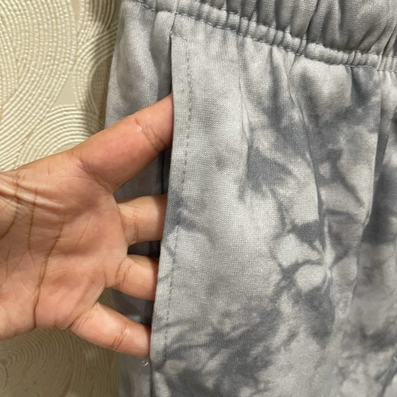 NEW KIDS OFFICIAL NBA Miami Heat Tie Dye Sweatpants Joggers - Picture 4 of 11